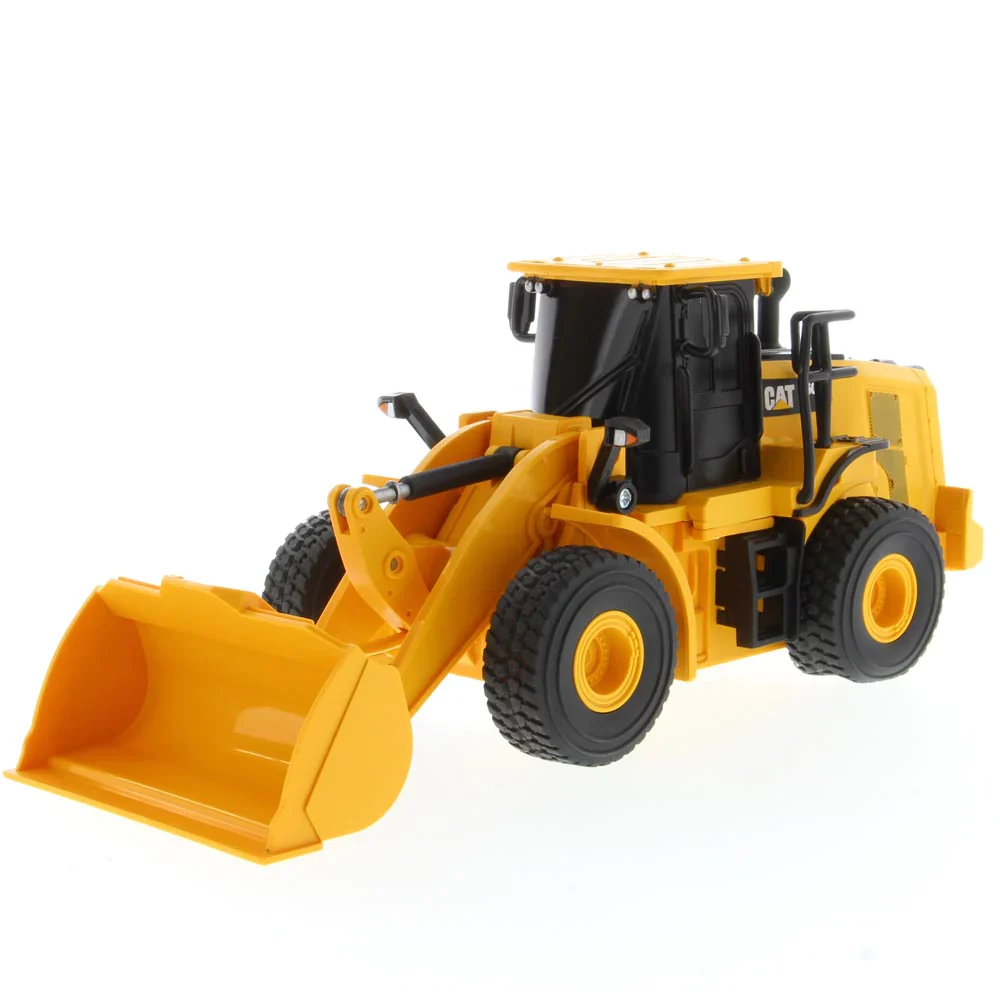 1:35 RC Cat® 950M lastbil